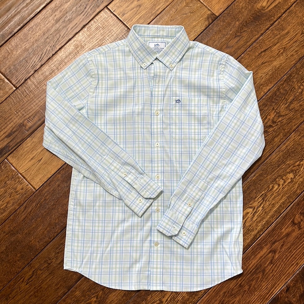 Youth Boys Southern Tide Oxford XL (16) - Picture 2 of 6